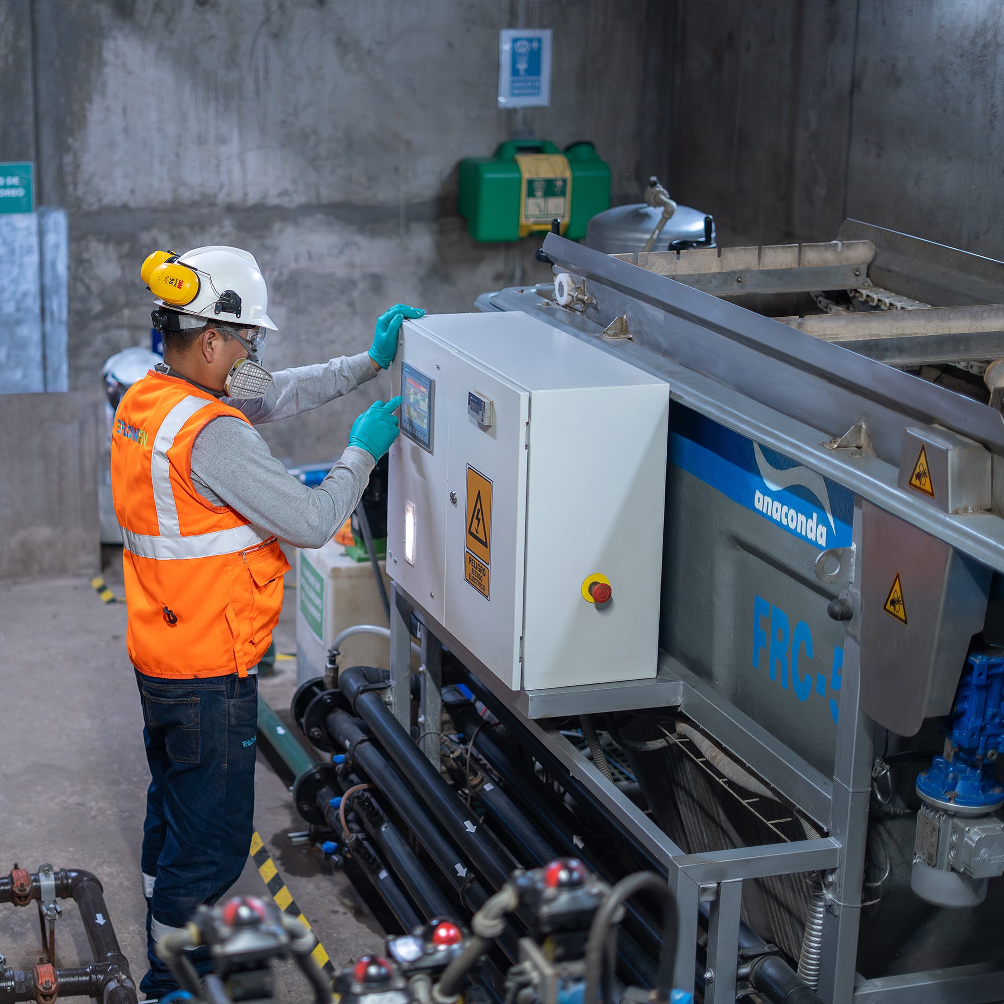 Mantenimiento-de-ptar-centro-comercial